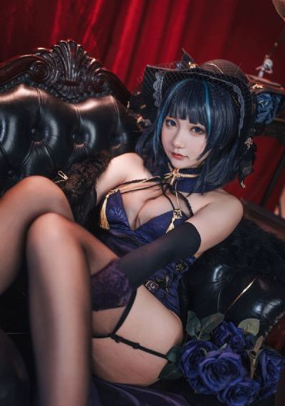 欧美呦女_720全集在线观看