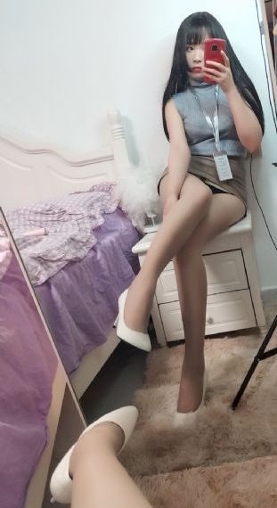 女教师在办公室被躁在线播放_蓝光完整在线观看