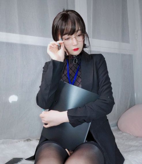 亚洲成色在线冲田杏梨_在线观看