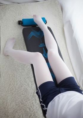 肉色丝袜脚交一区二区三区三洲_DVD电影在线看